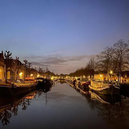 Perle With Canal View Accommodatie bij particulieren *